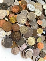 【大量硬貨まとめ】 約2.5ｋｇOVER 1円スタート 銀貨 白銅貨 銅銭 外貨 硬貨まとめ 外国銭 外国通貨 古銭 東洋 西洋 日本 世界 メダル_画像2