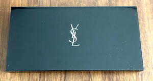 *** YSL イヴ・サンローラン プードル コンパクト（プレストバウダー）ケース***