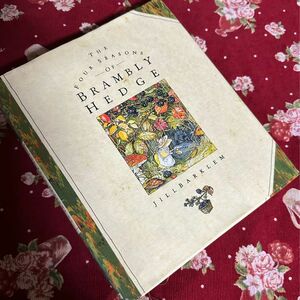 洋書　ブランベリーヘッジ　Bramley Hedge 絵本　ヴィクトリアン