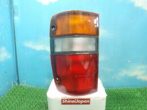 * UBS25GW Isuzu Bighorn Lotus tail lamp left tail lens brake lamp Ichiko 7338 341145JJ