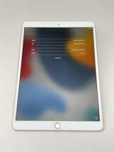 3030【ジャンク品】 iPad PRO 10.5インチ 64GB au ローズゴールド_画像1