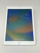 1057【ジャンク品】 iPad 第5世代 32GB softbank シルバー_画像1
