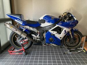 2005年yzf-r6 レーサー実働車　クイックシフター