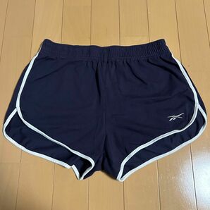 美品 Reebok LESMILLS ショートパンツ