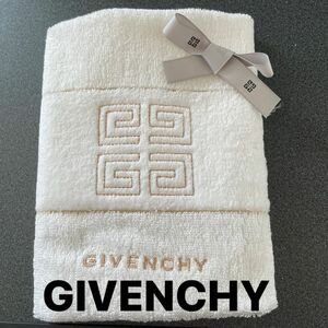 新品未使用☆GIVENCHYハンドタオル