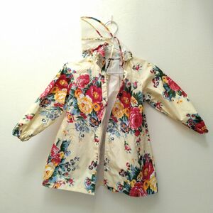 美品★120-130cm★子供用レインコート キッズ 女の子 花柄 雨ガッパ 雨具 ポンチョ フード付き ケース付き