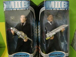 旧品！2002年Hasbro MEN　IN　BLACKⅡ　エージェント2体　未使用未開封品！