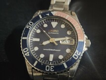 SEIKO セイコー ダイバー ペプシベゼル 自動巻き デイデイト 純正ブレス メンズ腕時計 稼働品_画像4