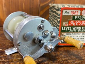 Pflueger NOBBY 1963 オールド!! 美品!! 彫刻!! 希少箱付き!! ダイレクト!! /フルーガー 彫刻ダイレクトリール オールドタックル