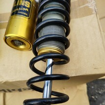 オーリンズ リアサスペンション 本物 sr400 カフェレーサー OHLINS_画像5