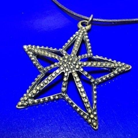 再販★No.754 スタッズ風の星型ネックレス 長さ調節可、ペンダント スター、ロック、レトロ、アンティーク・風、軽い、エモい