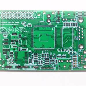ZX-UNO v4.2 製作用 プリント基板 緑色 FPGA ZXUNO ZX UNO ZX-SPECTRUM クローン Xilinx Spartan XC6SLX9-2TQG144C d4lwg