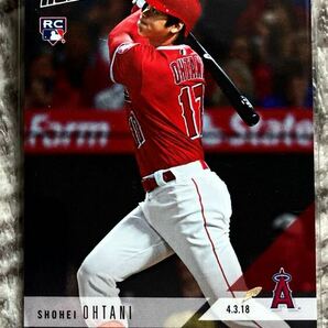 2018 Topps NOW MLB大谷翔平選手ルーキーカード 日本語版、英語版2枚セット（4.3.18 本拠地デビューの初打席でホームラン）の画像4