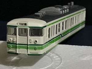 バラシ品 JR 115系近郊電車(新潟色)S編成より クモハ114-1500用車体＋ガラス＋屋根【98033】