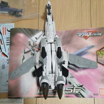 完成品 ジャンク 　1/72 マクロスF　メサイアバルキリー　アルト機　_画像4