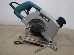 中古美品 マキタ makita 205mm 8型コンクリートカッタ 4108R 新でん