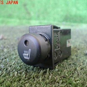 1UPJ-99396307]ジムニー(JB23W)スイッチ2（運転席シートヒーター） 中古の画像1