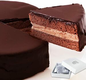 天然生活 ザッハトルテ (5号) 濃厚 チョコ スイーツ チョコレート ケーキ ホール 誕生日 ギフト 手土産 冷凍