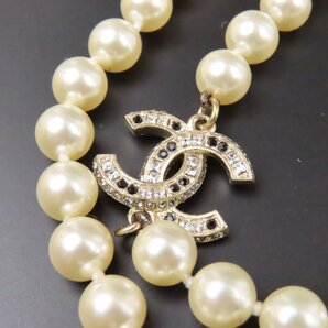 40389★1円スタート★CHANEL シャネル 極美品 ロングネックレス 2連 ココマーク A16V アクセサリー ネックレス フェイクパールの画像2