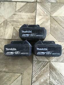 え１】③ ジャンク品 マキタ makita 18V3.0Ah 純正リチウムイオンバッテリー×3 BL1830B 3個 セット ※全て左右点滅のエラー表示 現状