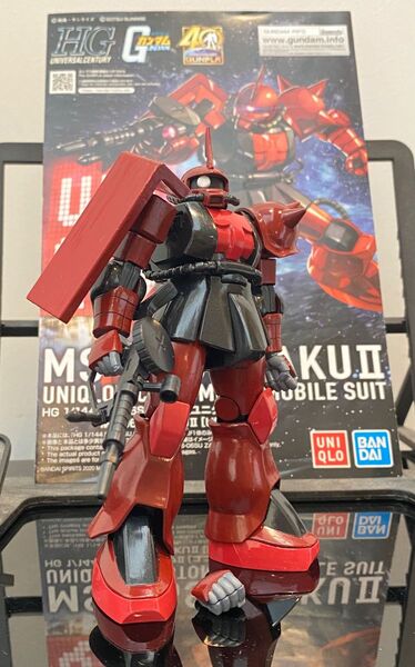 機動戦士ガンダム　UNIQLO ザク　MS-06 ZAKU II HGUC