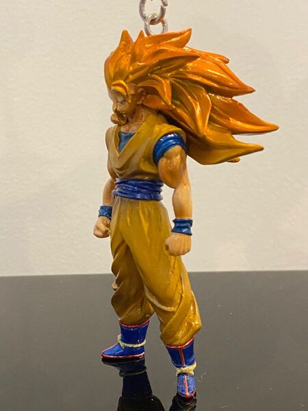 ドラゴンボール 孫悟空 スーパーサイヤ人3 キーチェーンフィギュア