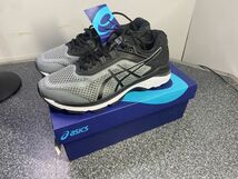 アシックス Asics 人気シリーズ GT-2000 8 メンズ ランニングシューズ 26.5cm 黒 2層構造のミッドソール_画像1