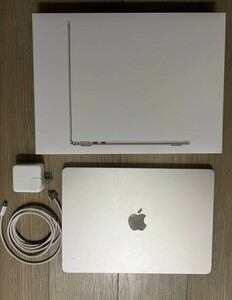 M2 MacBook Air 13インチ RAM24gb SSD1tb スターライト　美品