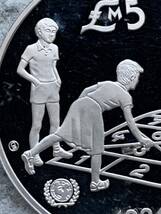 マルタ　1981年　国際児童年　5 ポンド プルーフ 銀貨/コインカプセル付_画像4