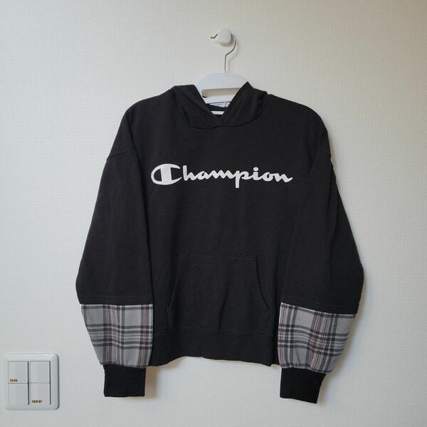 Champion KIDS お洒落 チェック袖 前ポケット フード付きトレーナー スウェット パーカー 160 チャンピオン