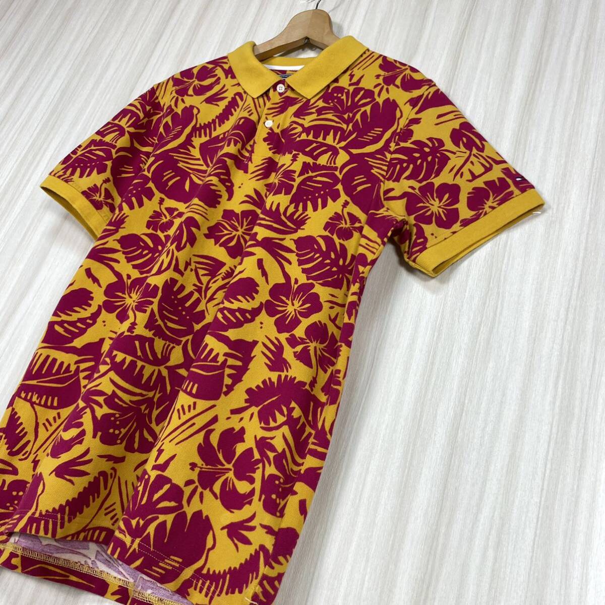 ☆希少☆トミーヒルフィガー 刺繍フラッグロゴ アロハ ハイビスカス 総柄プリント 半袖ポロシャツ XL マスタードイエロー アメカジ 古着 ☆希少☆トミーヒルフィガー 刺繍フラッグロゴ アロハ ハイビスカス 総柄プリント 半袖ポロシャツ XL マスタードイエロー アメカジ 古着