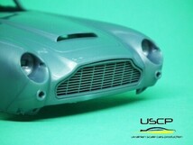 1/24 USCP ウクライナ アストンマーチン DB5 ゴールドフィンガー フロントグリル ドイツレベル_画像1