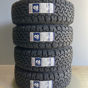 即納 最短当日発送→翌日お届け可 2024年製 新品 BFGoodrich グッドリッチ KO2 LT 215/70R16 4本 正規輸入品 個人宅様OK 配達場所指定OK