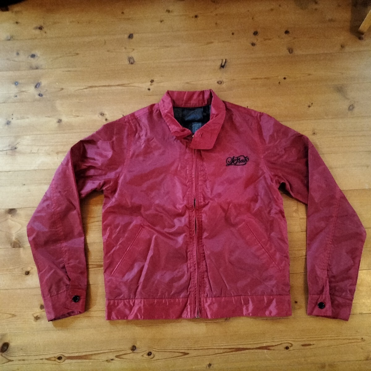 スウイングトップ Mサイズ 赤系 ドリズラー ブルゾン ジャケット 湘爆 ララバ