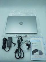 ●HP Laptop 15s-fq5039TU 15.6インチ インテルCore i3 ノートパソコン シルバー 初期化済み 箱あり_画像1