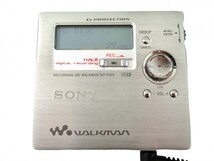 SONY レコーディングMDウォークマン MDプレーヤー MZ-R909 シルバー 録音再生 説明書・外箱付 0311-001_画像2