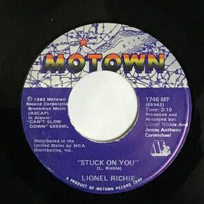 US盤 45 / LIONEL RICHIE / ROUND AND ROUND / STUCK ON YOUの画像2