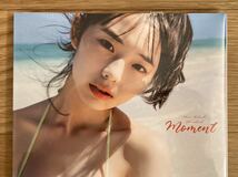 【新品未開封】菊地姫奈 写真集 「moment」 / 集英社 / 巨乳 グラビア 水着 下着 高校生 18歳 沖縄 ミスマガジン 東京祐 シュリンク有 女優_画像4