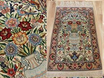 魁◆高級ペルシャ絨毯 イラン イスファハン産 ウール×シルク 手織り 116×70㎝ 花鳥図_画像1