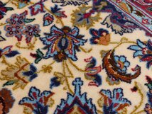 魁◆最高ペルシャ絨毯 イスファハン シルク＆コルクウール 手編み 81万ノット絨毯 112×73㎝ 最高級絨毯_画像6