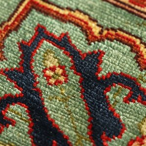 魁◆最高傑作品 トルコ絨毯 HEREKE ヘレケ 上質シルク 細密手織り110万ノット 工房サイン 71×110.5㎝の画像9