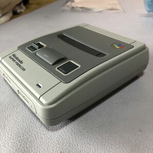 Nintendo 任天堂 ニンテンドークラシックミニ スーパーファミコン本体 CLV-301 動作未確認 未チェック ジャンク品の画像3