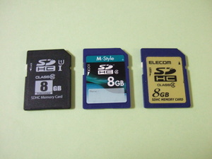 【メーカー各種】　SDHC　SDカード　8GB 3枚組　計24GB