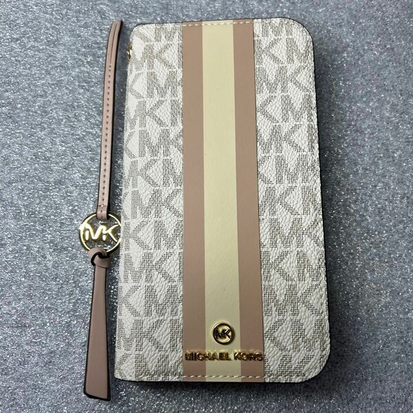 MICHEAL KORS iPhone 15 pro用ケース　未使用品