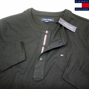 新品 トミーヒルフィガー ヘンリーネック 長袖Tシャツ (M) ブラック ロンT カットソー 刺繍ロゴ TOMMY HILFIGER USAモデル /aa86の画像1