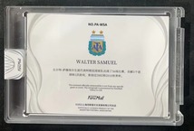 貴重　ワルテル・サムエル　WALTER SAMUEL 2022 FANSMALL ARGENTINA on card AUTO 直筆サインカード 36枚限定-012_画像2