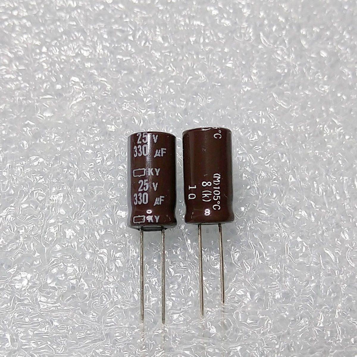 ☆☆ 電解コンデンサー 330μF 25v (1個) ☆☆ ☆☆ 電解コンデンサー 330μF 25v (1個) ☆☆