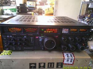 八重洲無線　ＦTDX-9000コンテスト　ヤエス　YAESU　HFトランシーバー　200W　1.8～50MHｚ