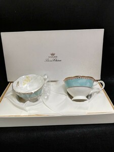 CS3311.【未使用】 NARUMI ナルミ 花柄 カップ ソーサー ティーカップ コーヒーカップ ボーンチャイナ　2客セット/80