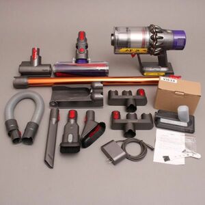 ダイソン dyson Cyclone V10 Fluffy SV12 FF LF コードレスクリーナー 掃除機 ハンディクリーナー サイクロン式 軽量 ＃140〇674/a.a